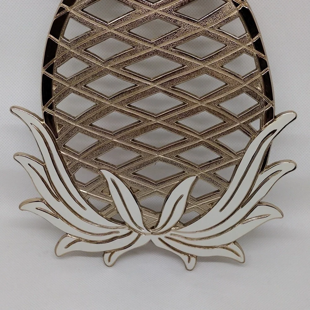 Vintage Wm. A. Rogers‎ Oneida Bronze/Enamel Plate Pineapple Trivet